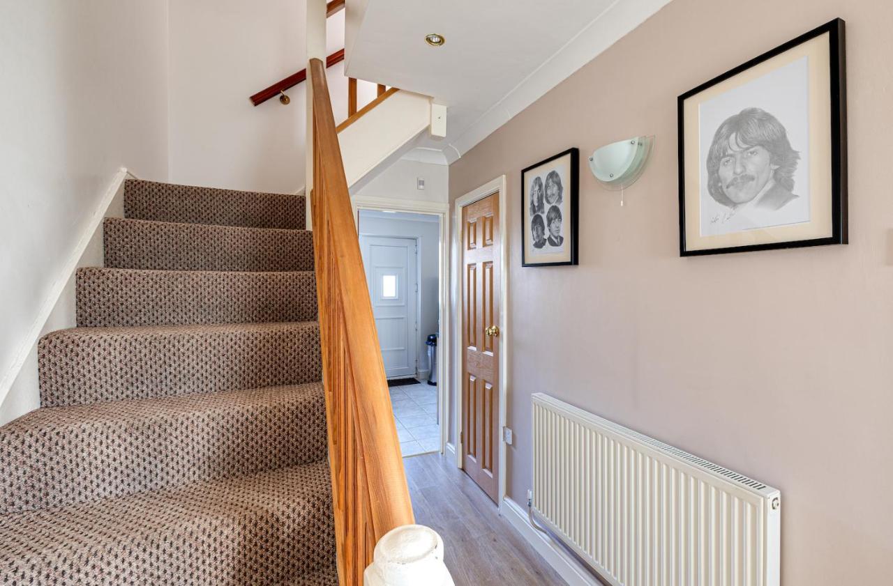 George Harrison'S Former 3Bed Home In Liverpool Speke Exterior photo